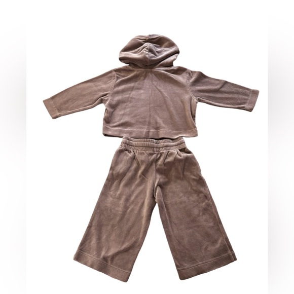 H&M Velour Matching Set 2T Beige - Picture 10 of 11